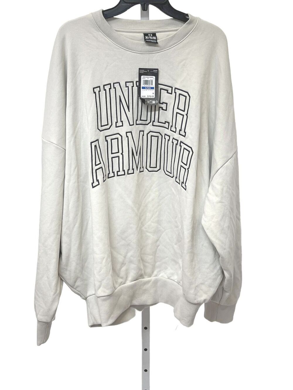 Under Armour  mens crew neck Rival Fleece Varsity sweatshirt